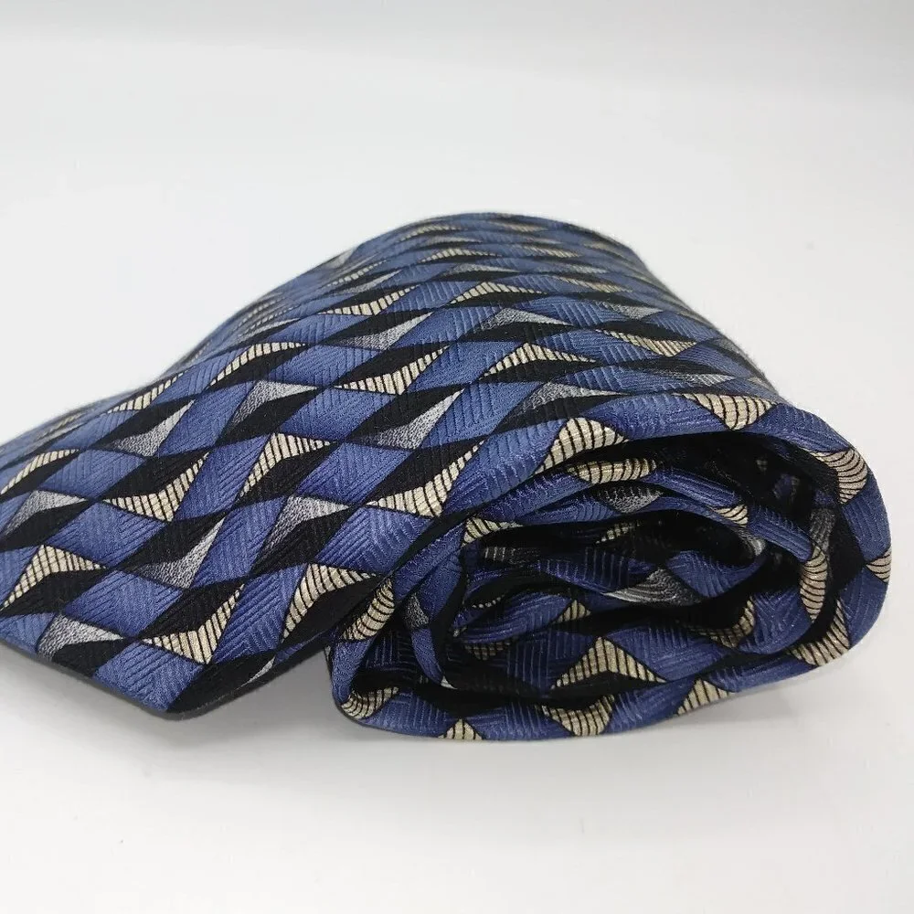 Chez Roffe Tie - Picture 3 of 9
